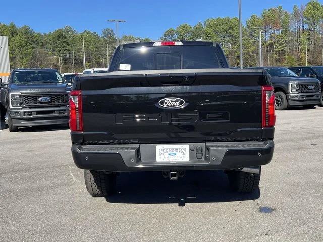 New 2026 Agate Black Metallic Ford XLT image 4