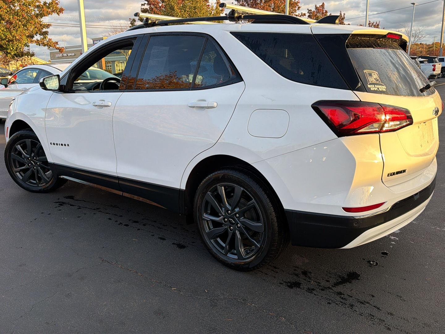 Used 2022 Summit White Chevrolet RS image 4
