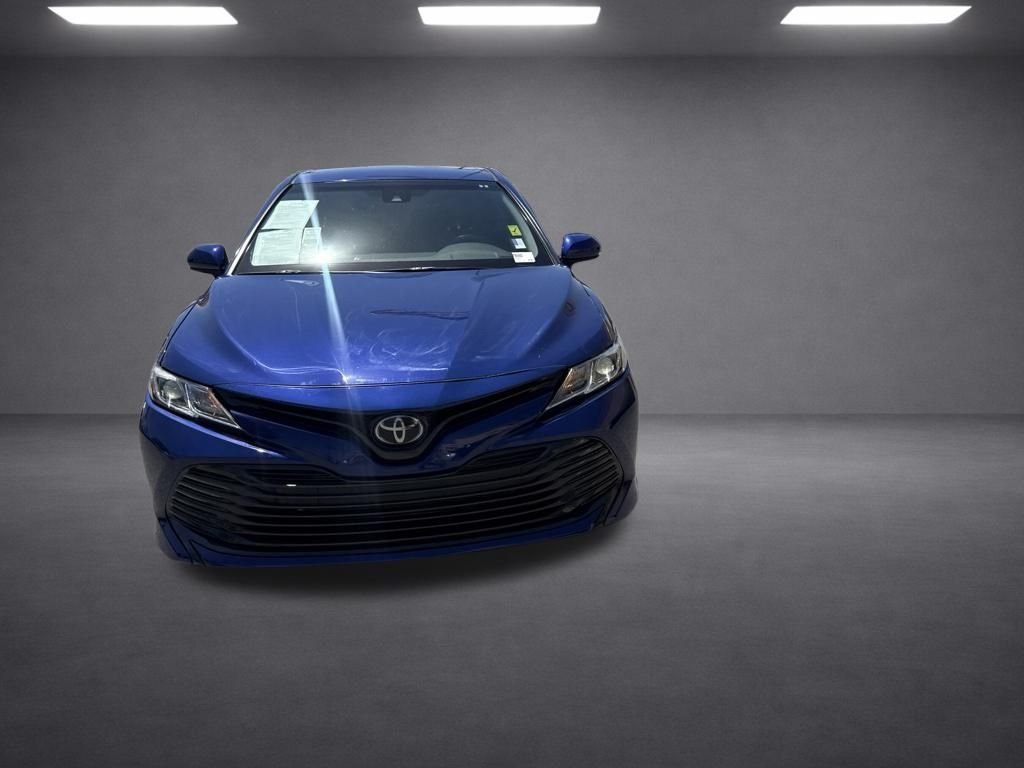 Used 2018 Blue Toyota LE image 6