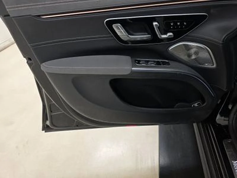Used 2023 Black Mercedes-Benz 450 image 9