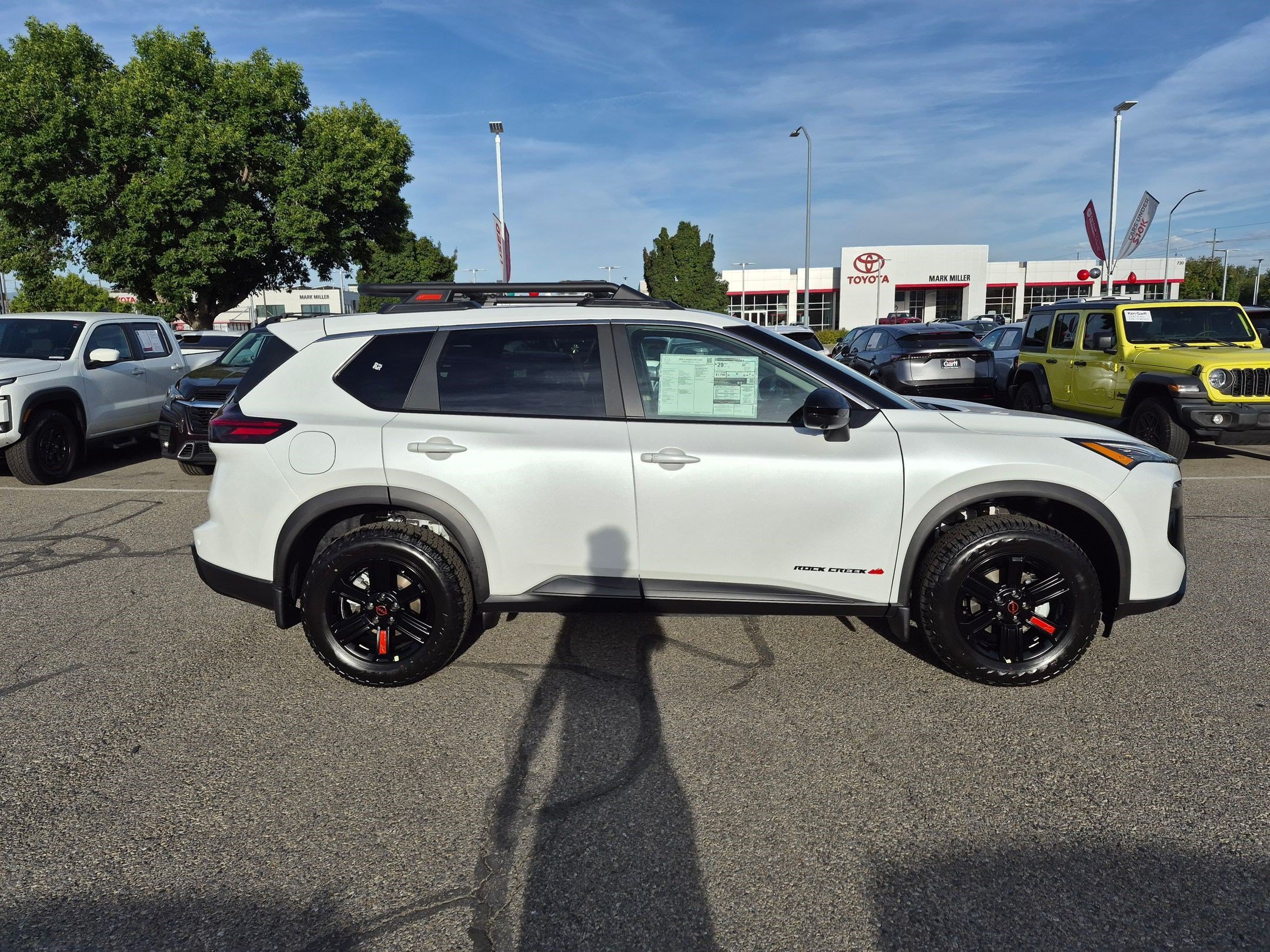 New 2026 Everest White Pearl TriCoat Nissan Rock Creek® image 2