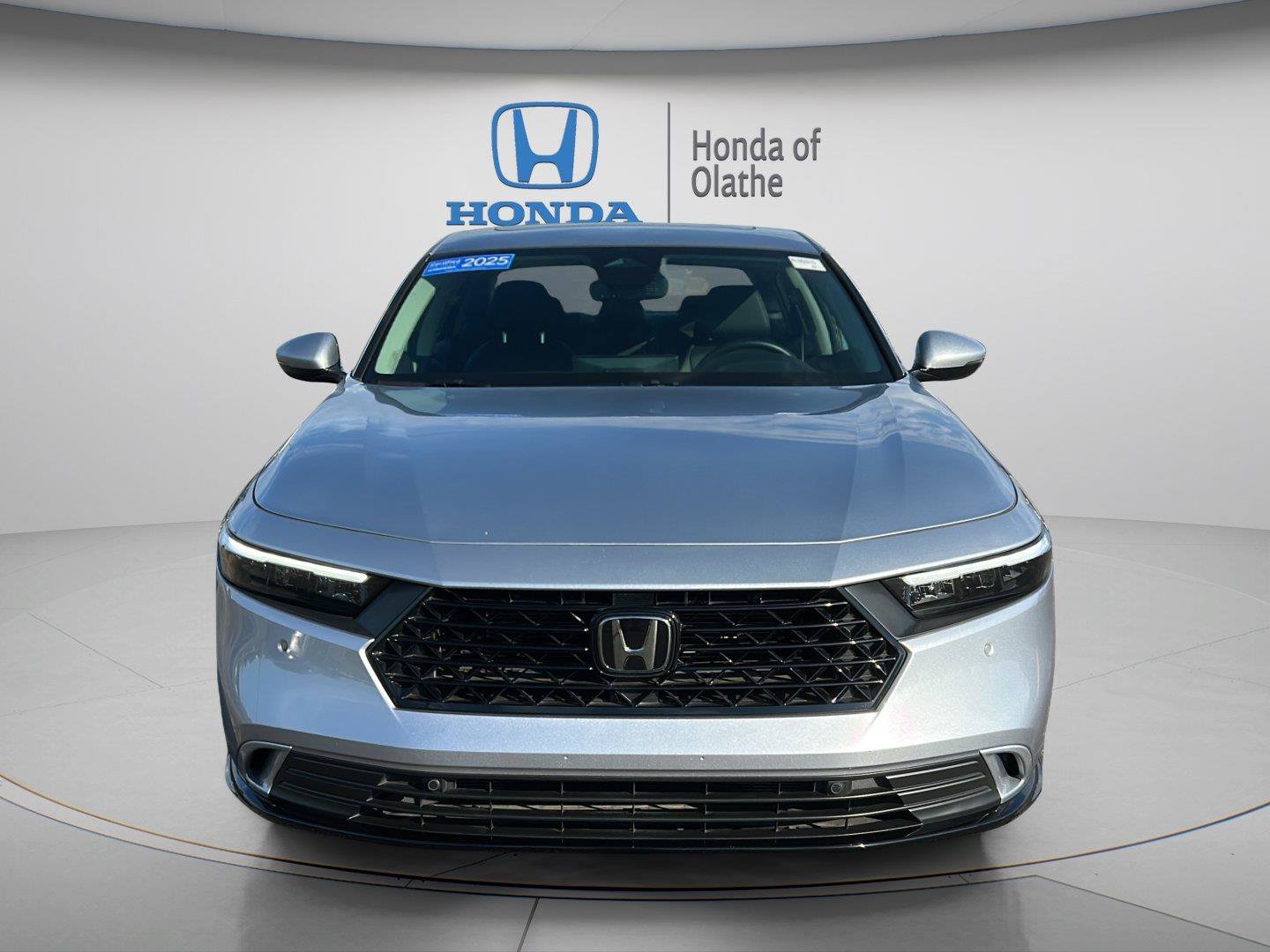 Certified Used 2025 Solar Silver Metallic Honda HYBRID EX-L image 34