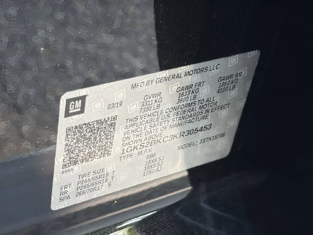 Used 2019 Black GMC SLT image 33