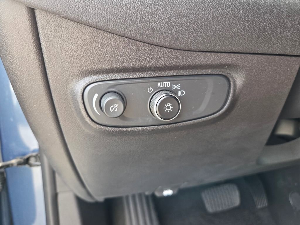 2024 Chevrolet Equinox LT - Photo 24