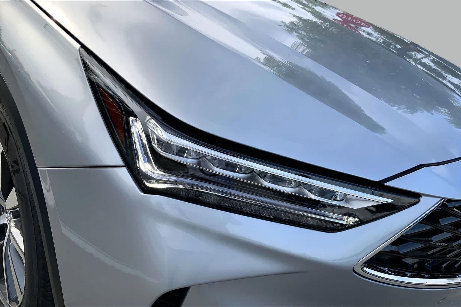 Used 2026 Solar Silver Metallic Acura w/Technology Package image 27