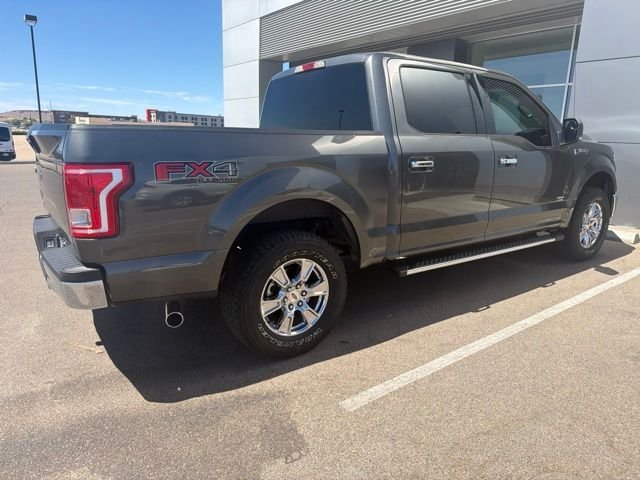 Used 2016 Magnetic Metallic Ford XLT image 17