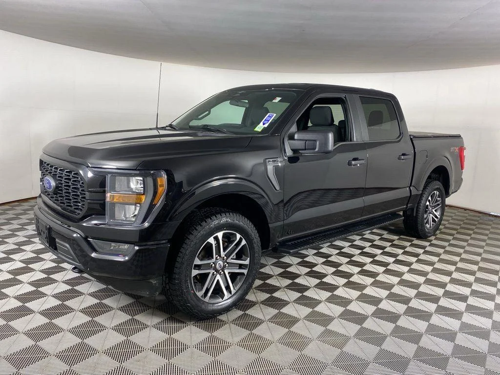 Used 2023 Agate Black Metallic Ford XL image 8