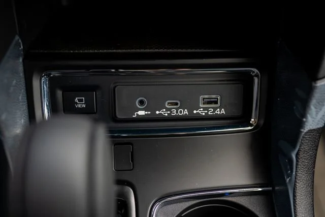 New 2026 Crystal White Pearl Subaru Onyx Edition Touring image 38