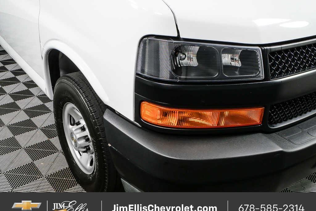 2025 Chevrolet Express Cargo Work Van - Photo 27