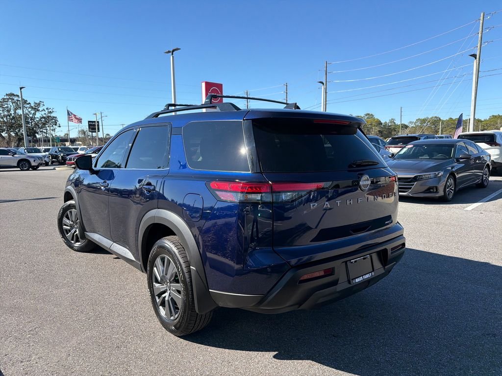 New 2026 Nissan Pathfinder SV 4D Sport Utility