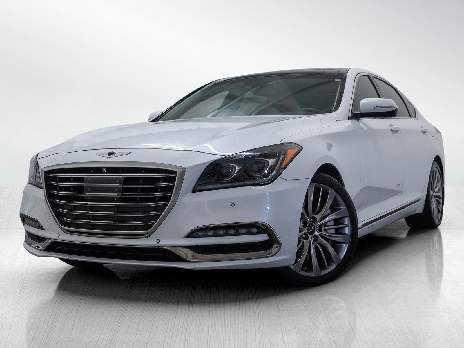 2018 Genesis G80 5.0 Ultimate AWD's photo