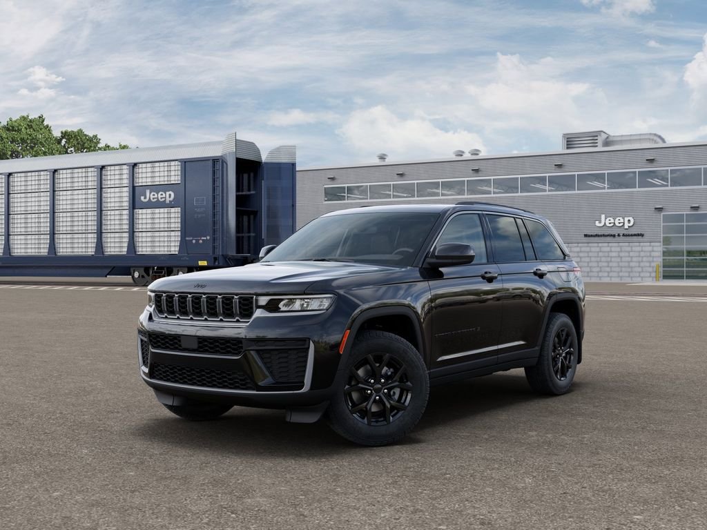 New 2026 Diamond Black Crystal Pearl-Coat Exterior Paint Jeep Altitude image 1