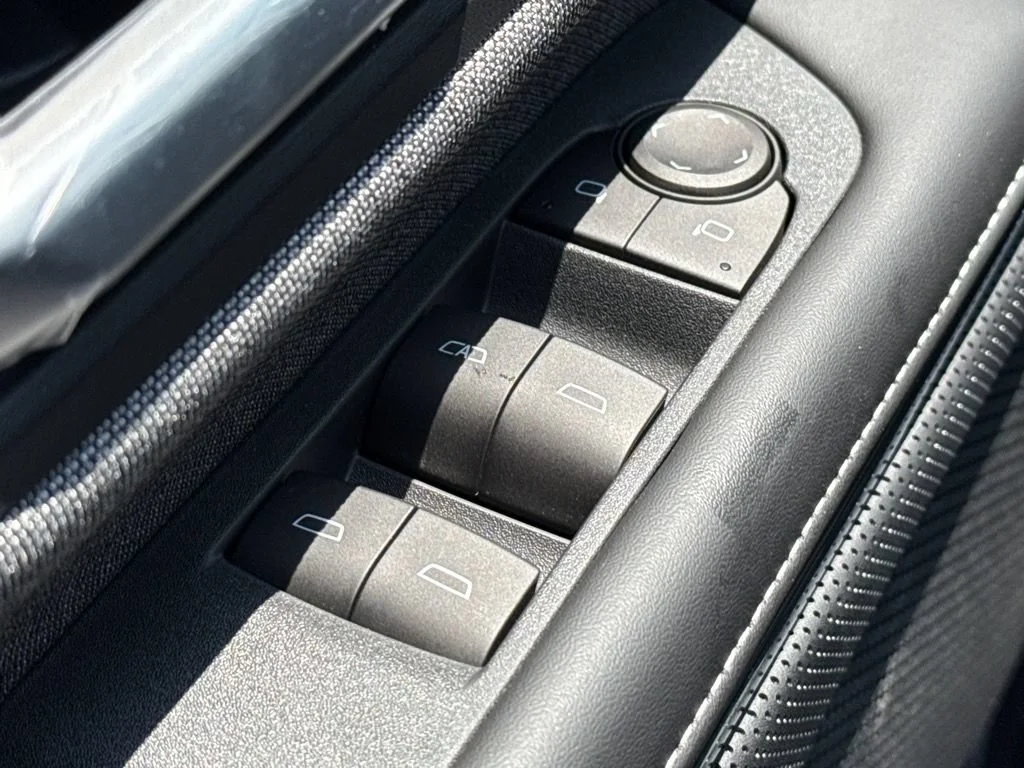 2026 GMC Sierra EV Elevation - Photo 18