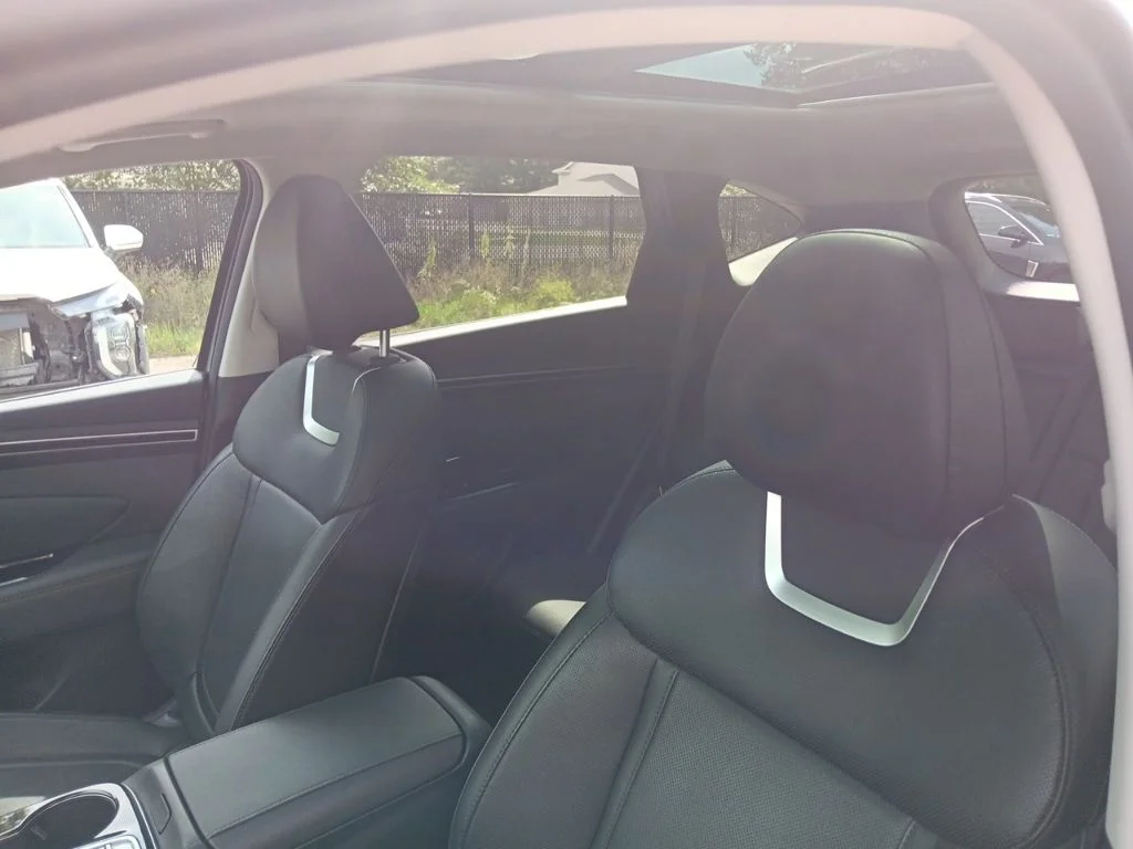 Used 2024 Shimmering Silver Hyundai Limited image 12