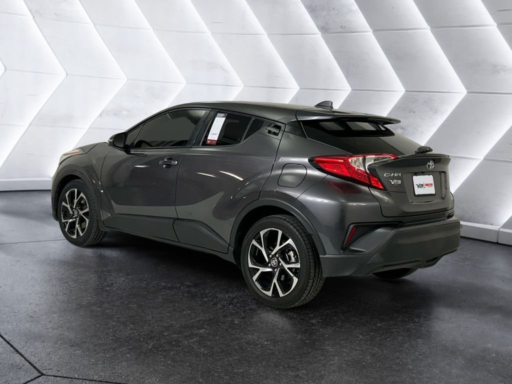 Used 2020 Gray Toyota XLE image 6