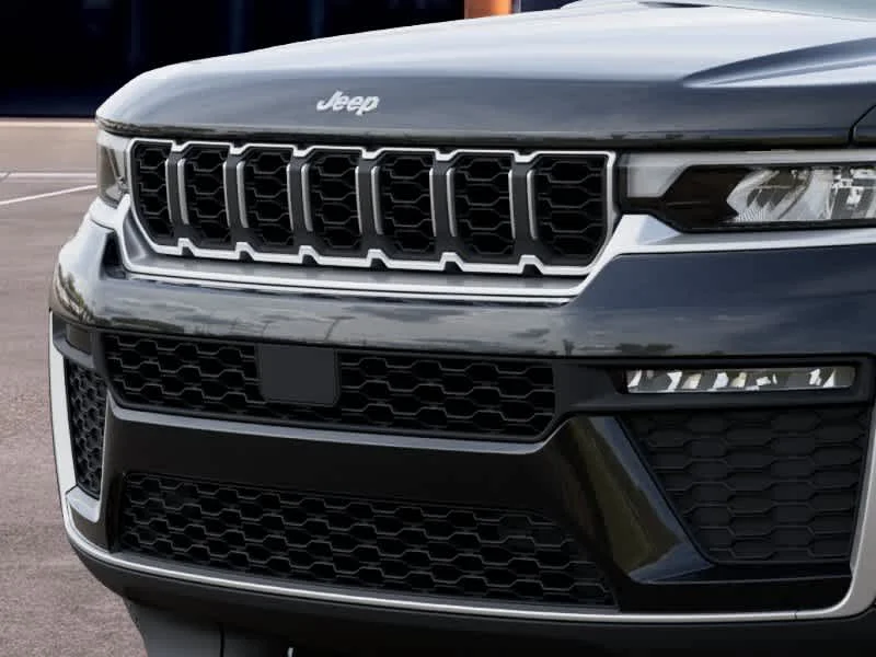 New 2026 Diamond Black Crystal Pearlcoat Jeep Limited image 11