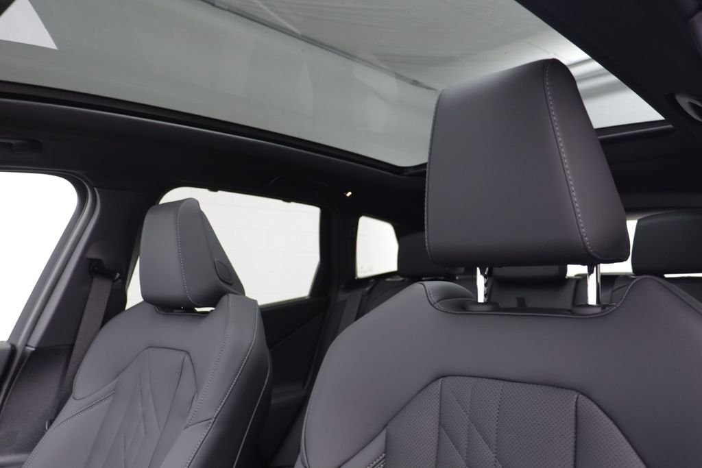 New 2026 Skyscraper Grey Metallic BMW 30 xDrive image 13