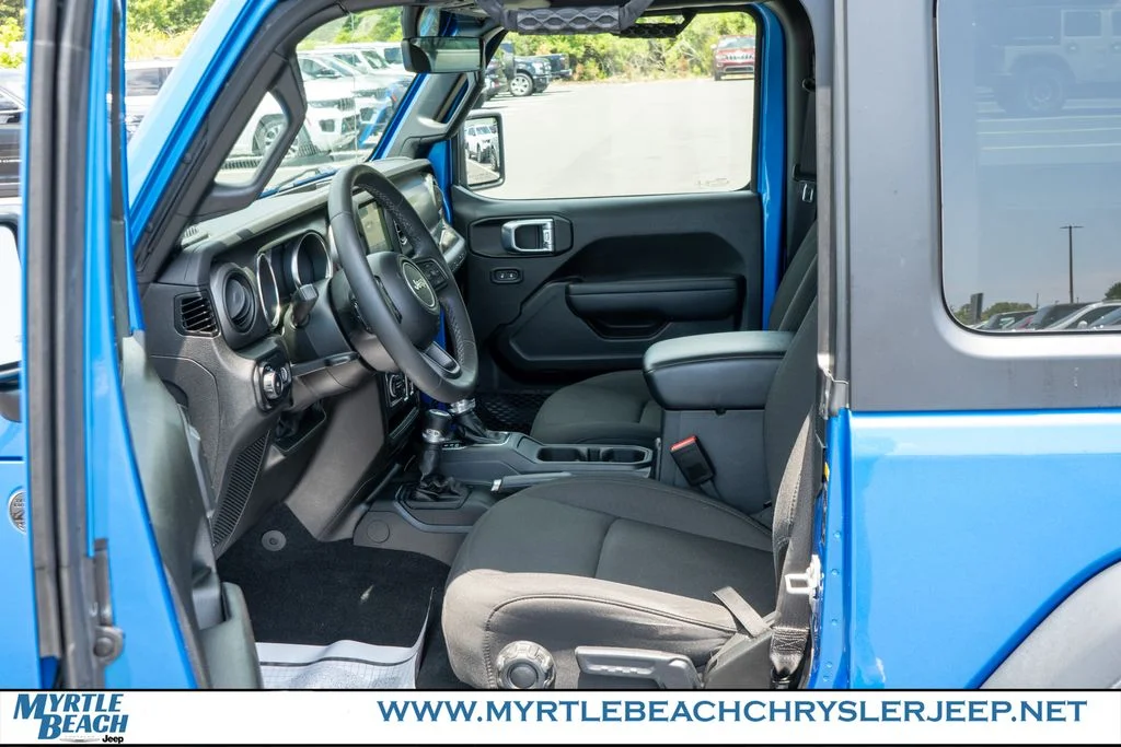 Certified Used 2023 Blue Pearl Jeep Sport S image 18