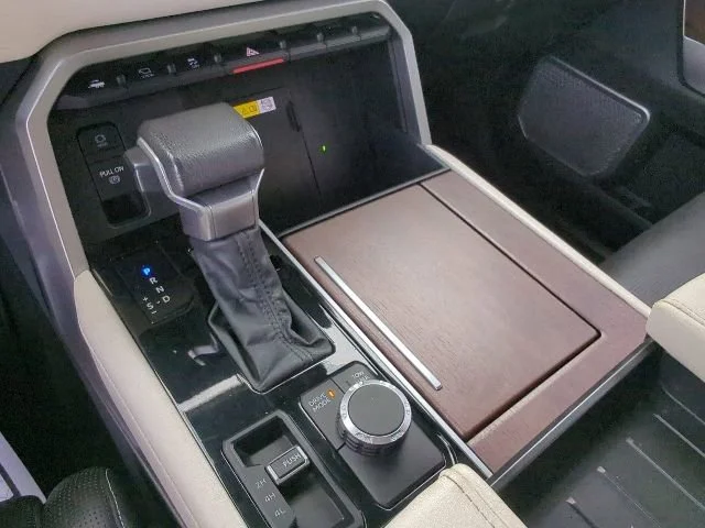 Used 2023  Toyota Capstone Hybrid image 19