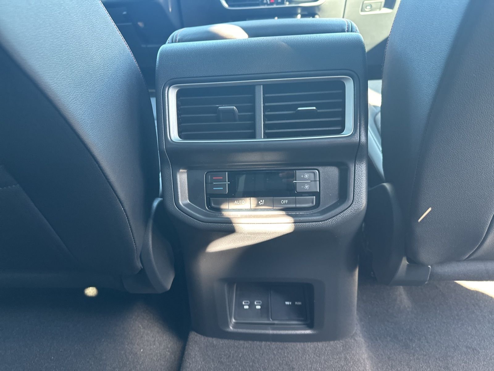 2026 Volkswagen Atlas Atlas Peak Edition - Photo 39