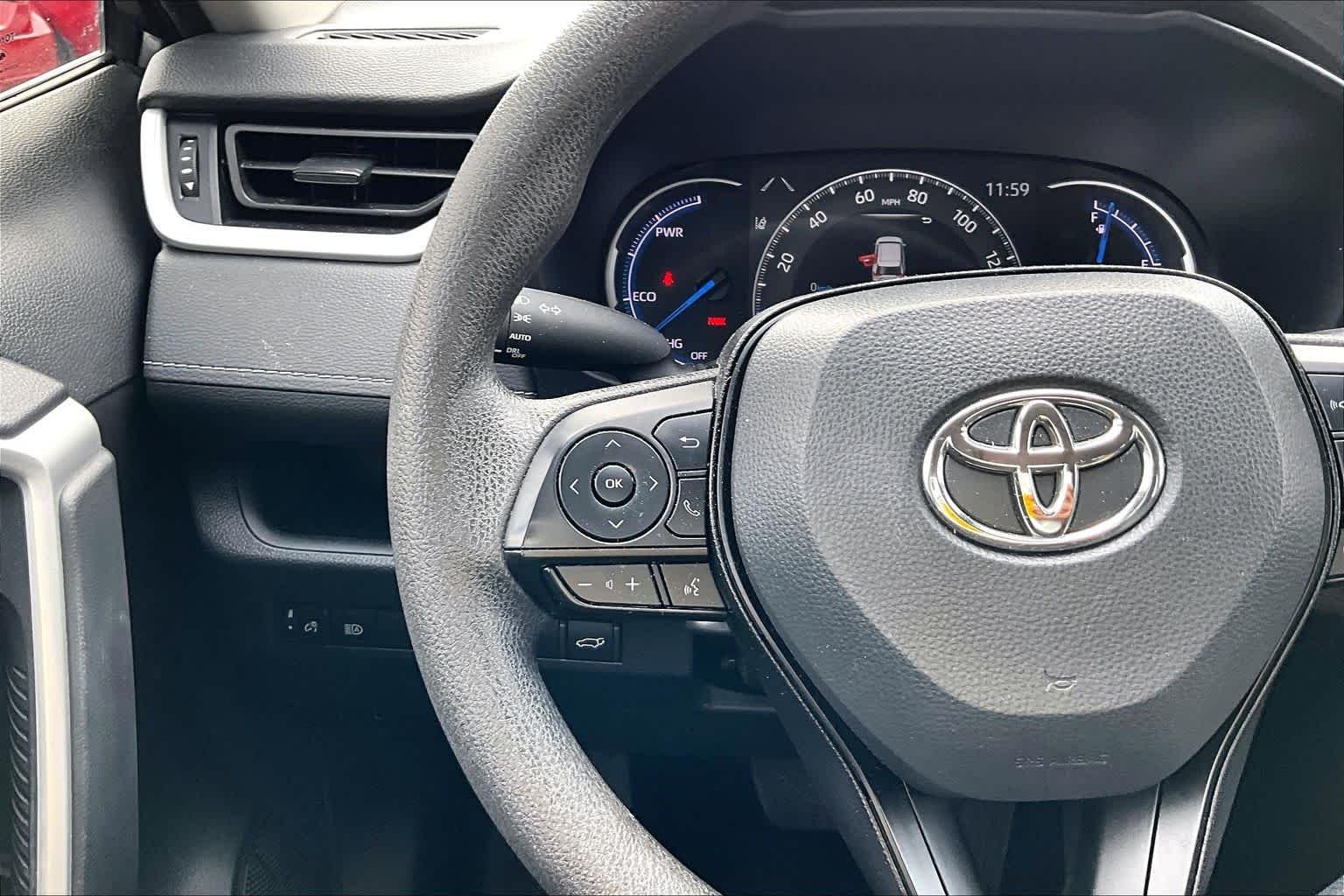 Used 2025 Magnetic Gray Metallic Toyota Hybrid XLE image 47