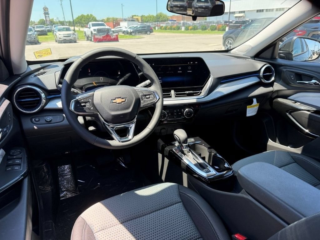 2026 Chevrolet Trax LT - Photo 16