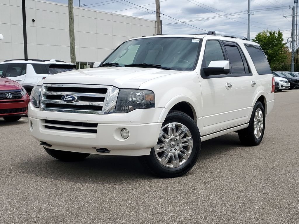 Used 2014 White Ford Limited image 32