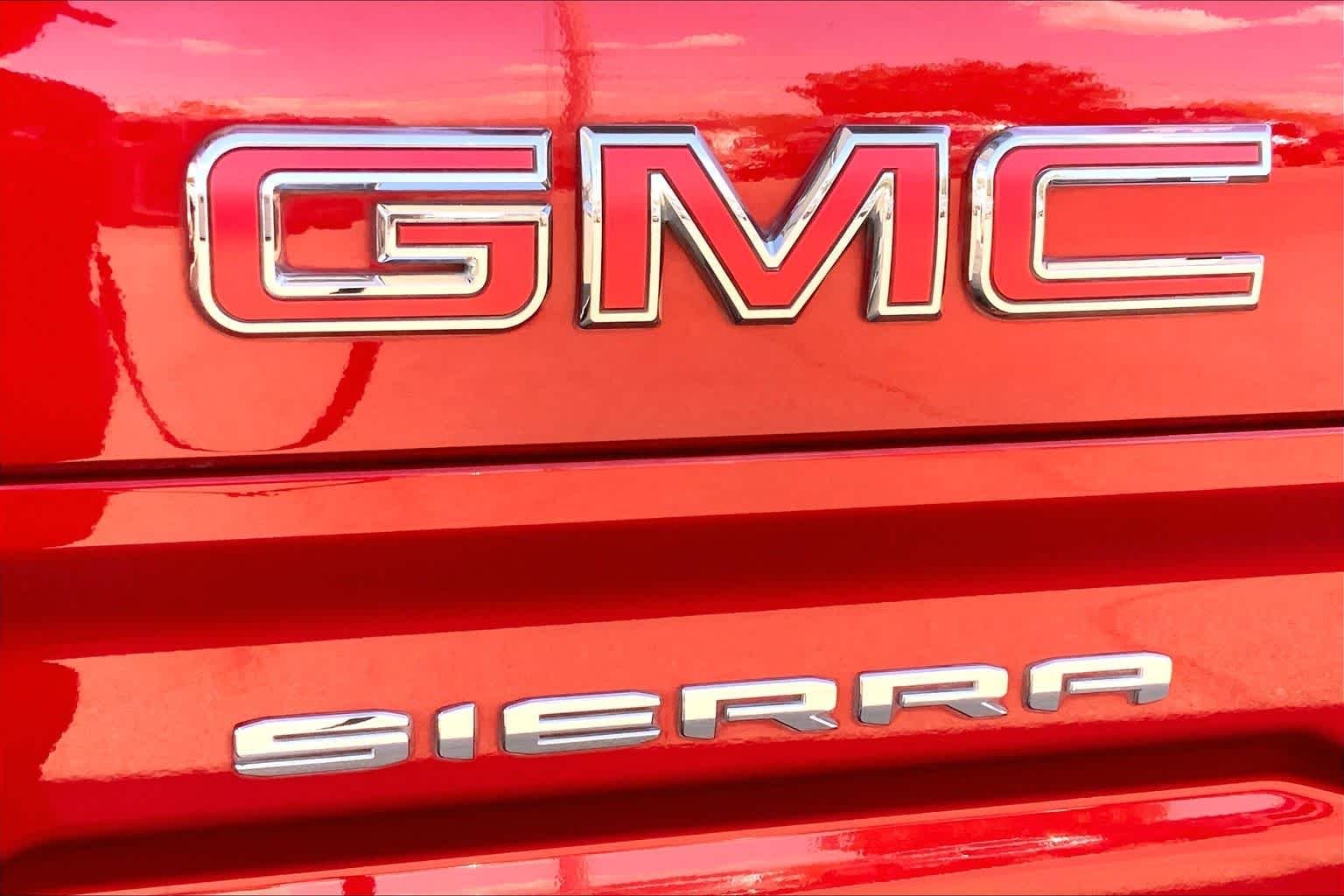 Used 2024 Volcanic Red Tintcoat GMC AT4X image 31