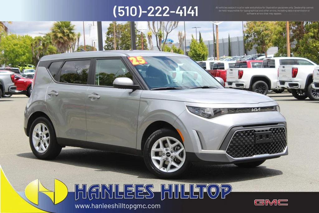 2025 Kia Soul 2.0L LX IVT's photo