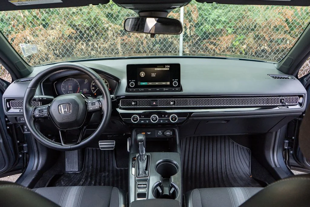 2024 Honda Civic Sport - Photo 18