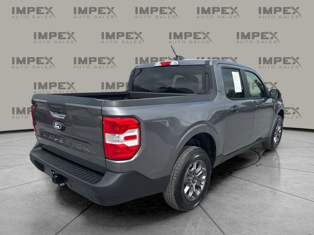 Used 2026 Gray Ford XLT image 5