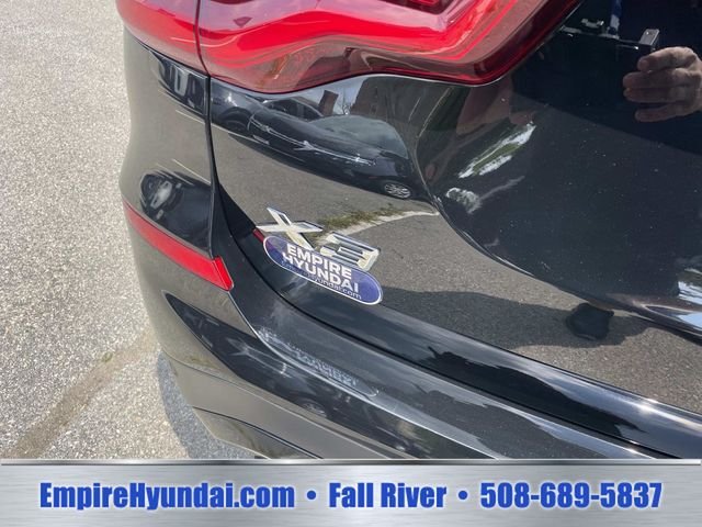 Used 2021 Jet Black BMW xDrive30i image 5