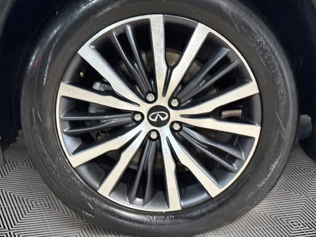 Certified Used 2023 White INFINITI Sensory image 35