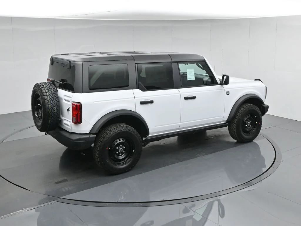 New 2026 White Ford Big Bend image 38