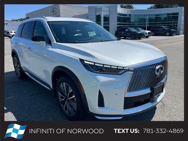 Certified Used 2026 White INFINITI LUXE image 1