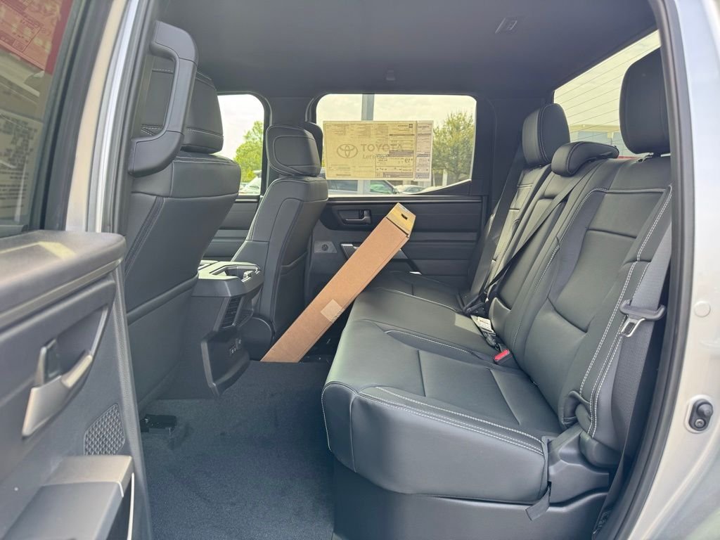 2026 Toyota Tundra SR5 - Photo 10