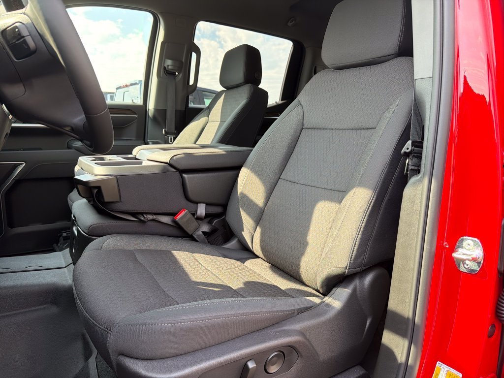 2026 Chevrolet Silverado 1500 LT - Photo 9