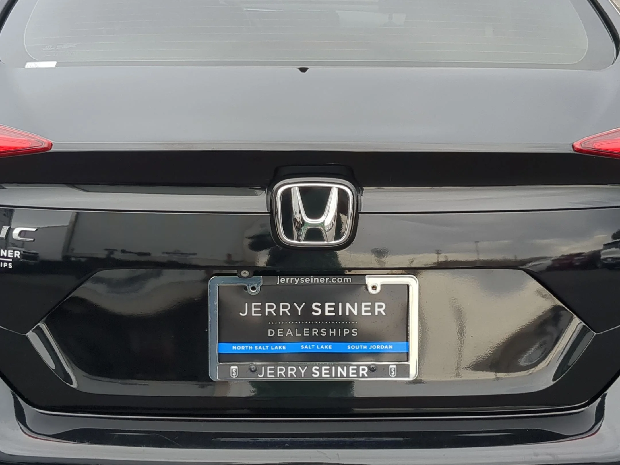 Used 2017 Crystal Black Pearl Honda EX image 13