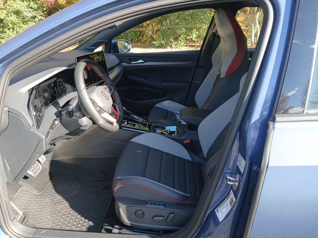 New 2026 Blue Volkswagen 2.0T SE image 9