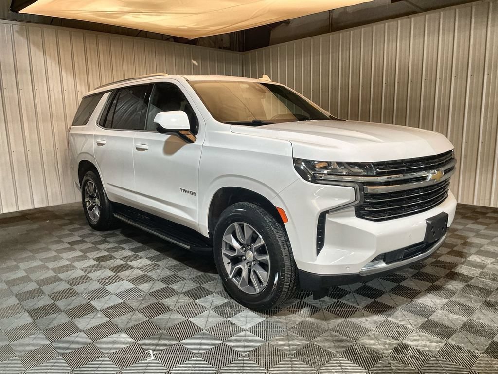 Used 2022 SUMMIT WHITE Chevrolet LT image 2