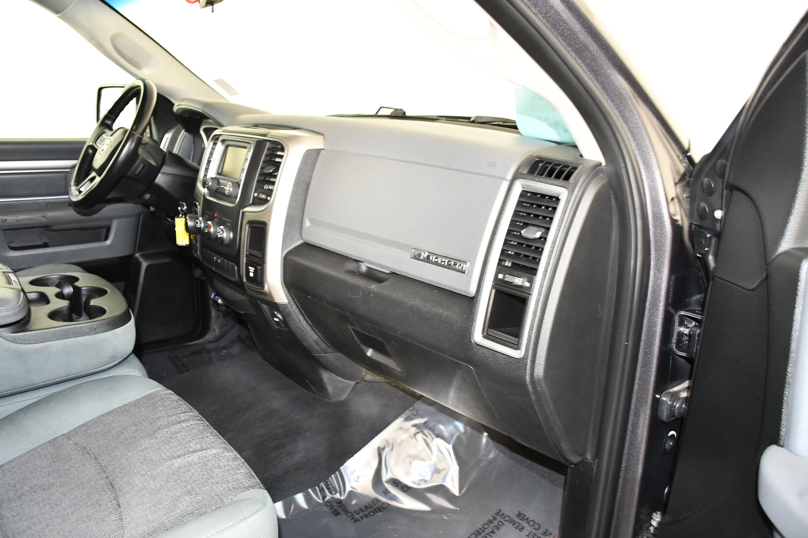 Used 2016 Granite Crystal Metallic Clearcoat Ram Big Horn image 42