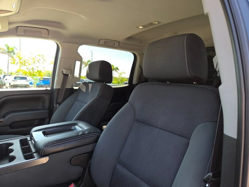 Used 2014 Onyx Black GMC SLE image 26