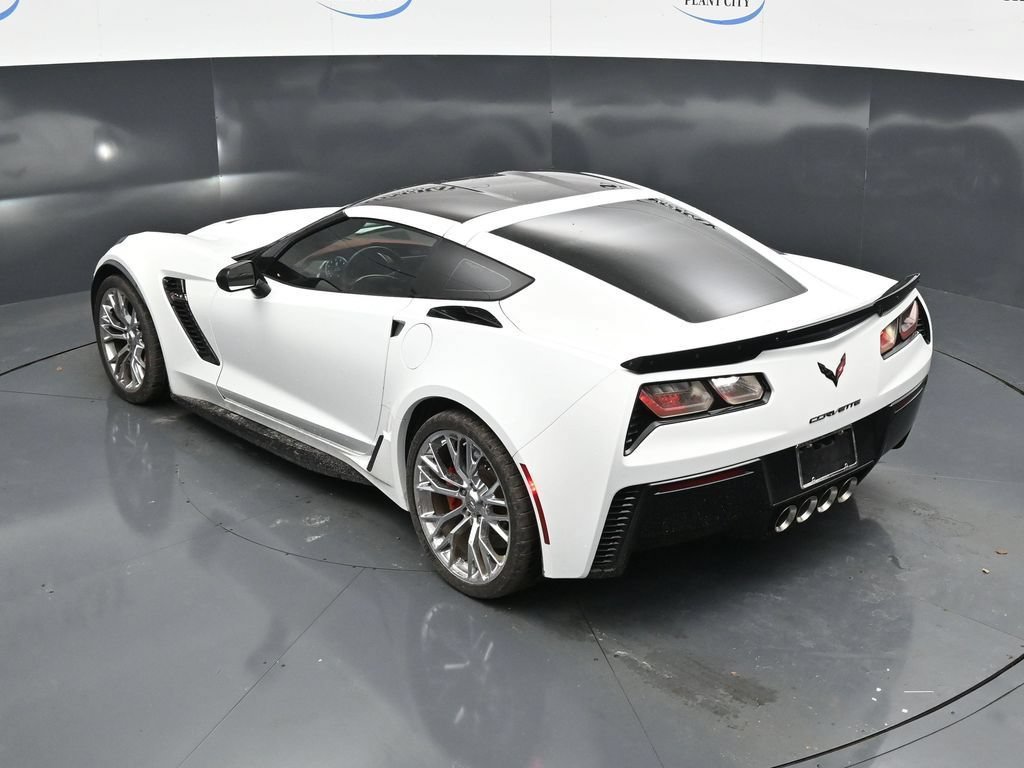 Used 2018 ARCTIC WHITE Chevrolet Z06 2LZ image 22