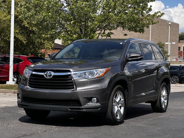 Used 2016 Predawn Gray Mica Toyota Limited/1-Owner/Heated-AC Seats image 8