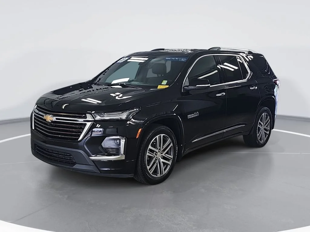 Used 2023 Black Chevrolet High Country image 9