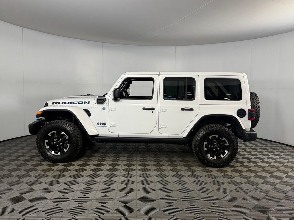 Used 2024 White Jeep Rubicon 4xe image 11
