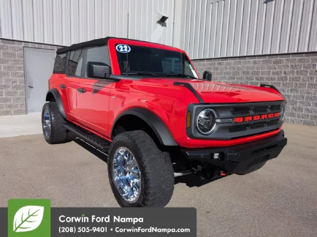 2022 Ford Bronco 