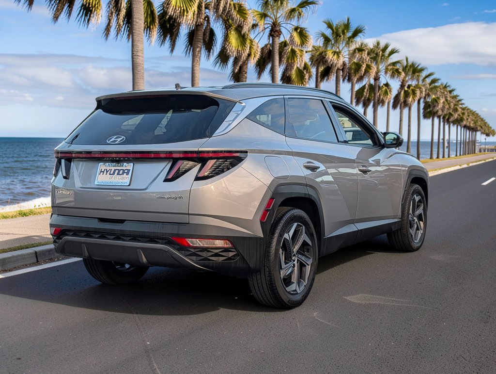 Certified Used 2023 Silver Hyundai Limited image 5