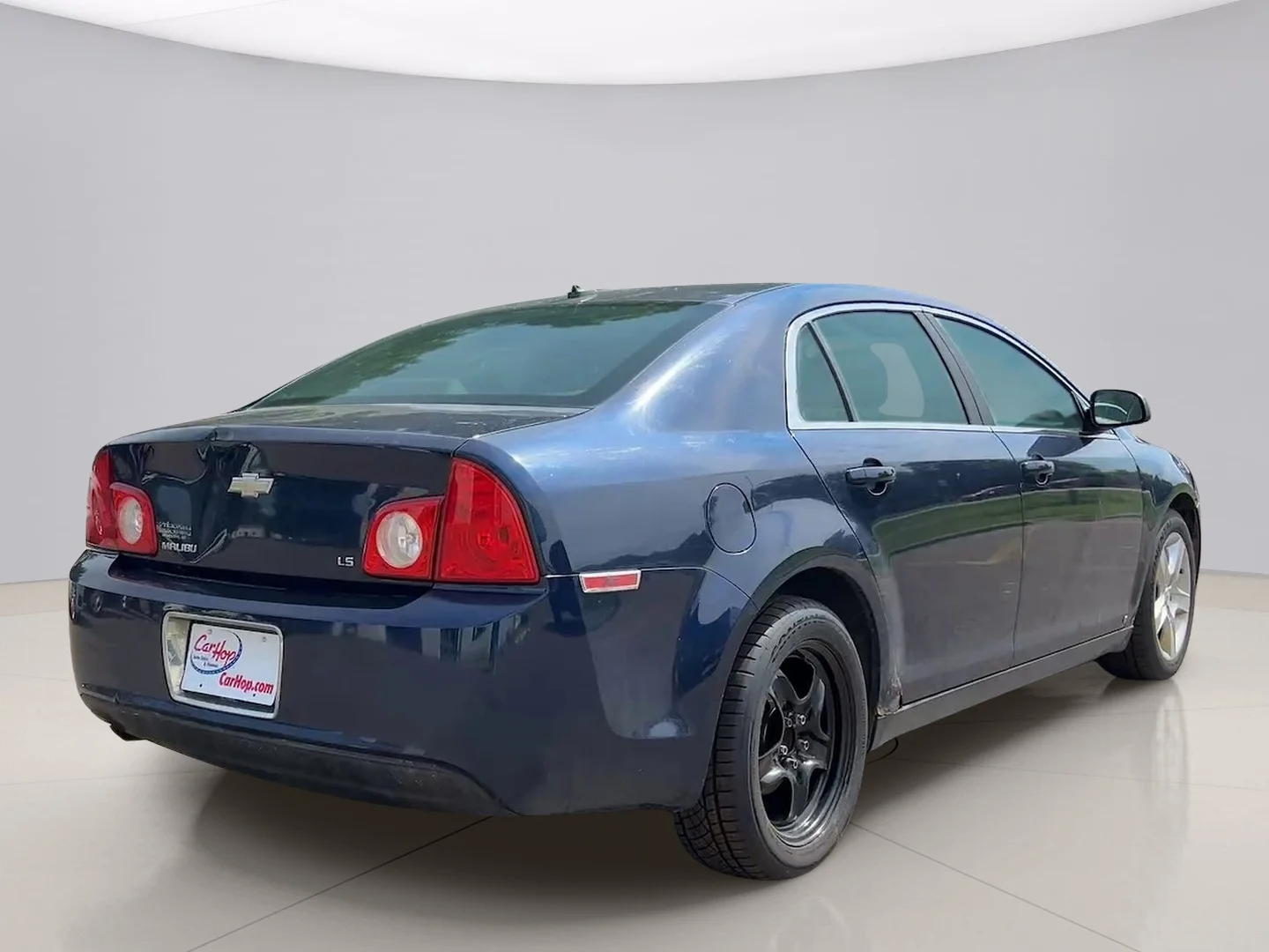 Used 2009 Blue Chevrolet LS image 5