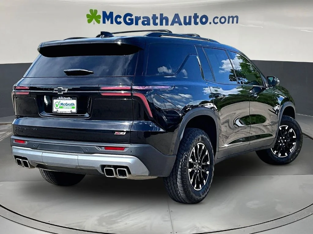 Used 2025 Black Chevrolet Z71 image 7